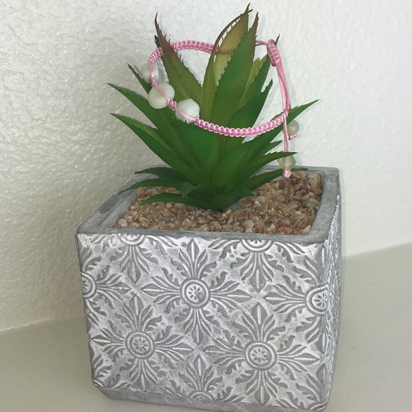 Handmade Chinese Knotting Bracelet W/ Glass Beads - Picture 3 of 8